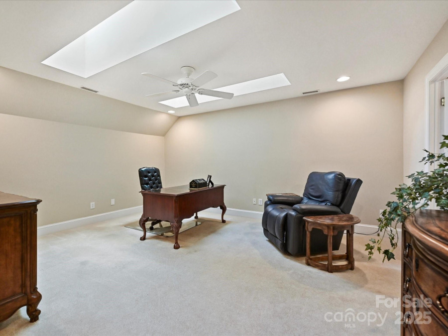 5603 Ballinard Ln Charlotte, NC 28277