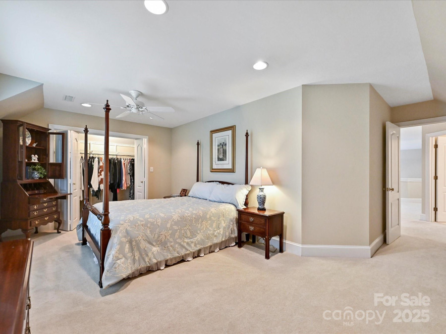 5603 Ballinard Ln Charlotte, NC 28277