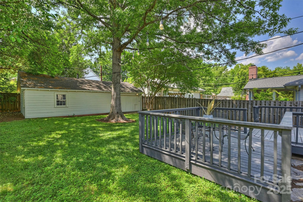 2015 Club Rd Charlotte, NC 28205