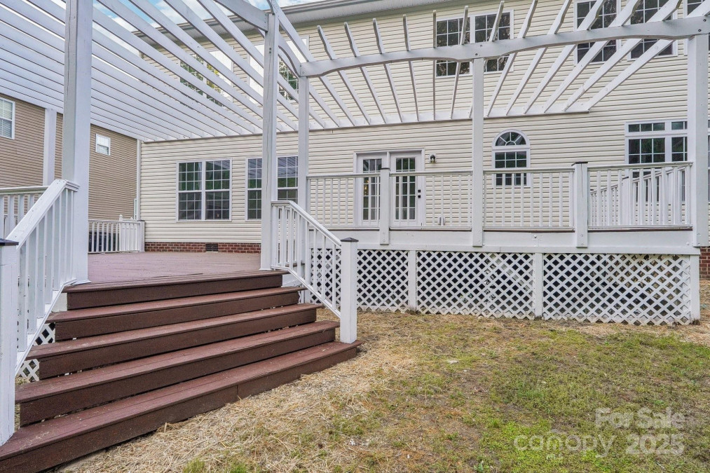5745 Snapdragon Ln Huntersville, NC 28078