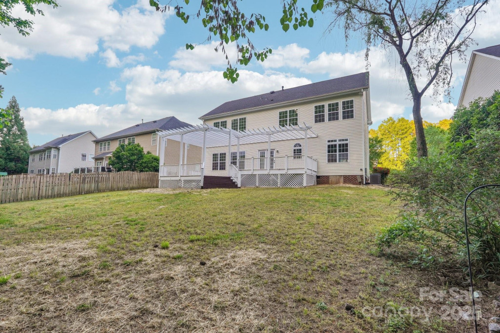 5745 Snapdragon Ln Huntersville, NC 28078