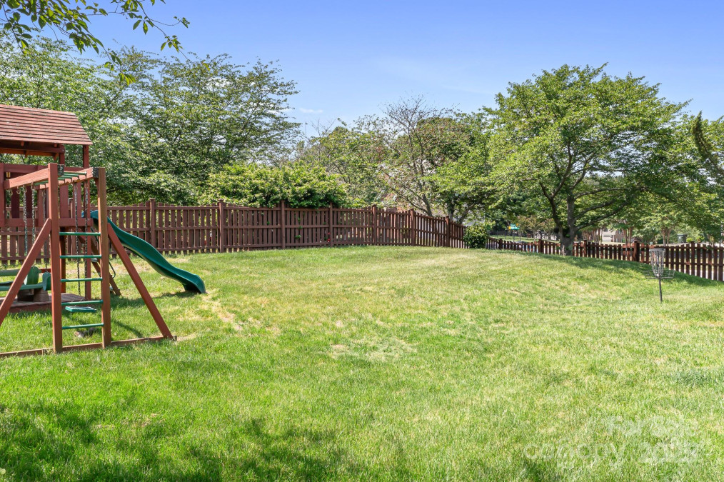 7525 Blackgum Falls Ct Huntersville, NC 28078