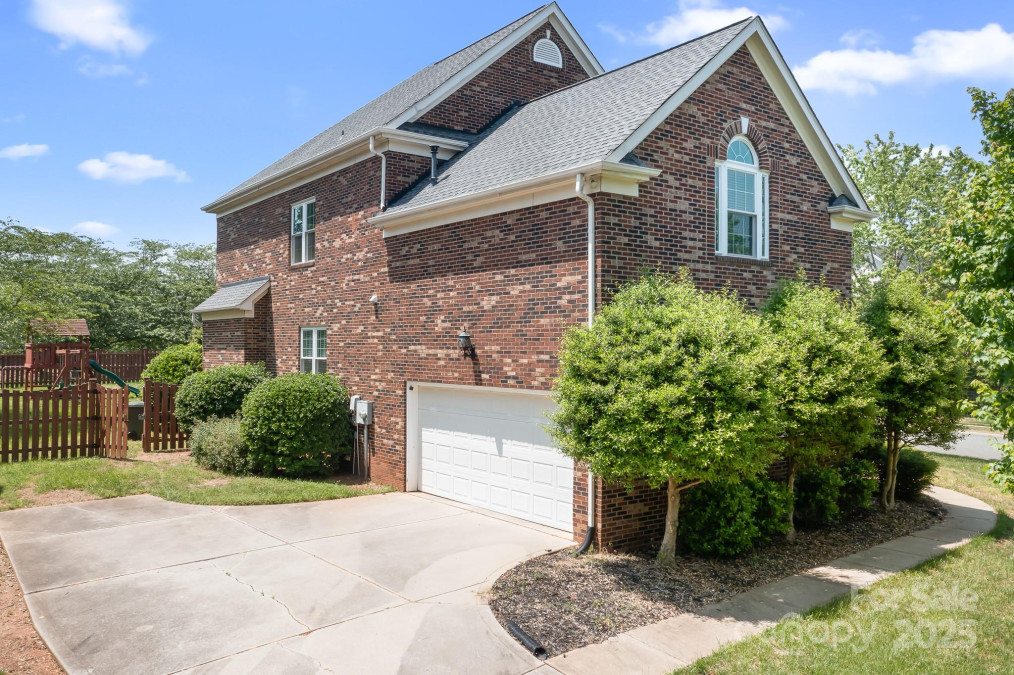 7525 Blackgum Falls Ct Huntersville, NC 28078