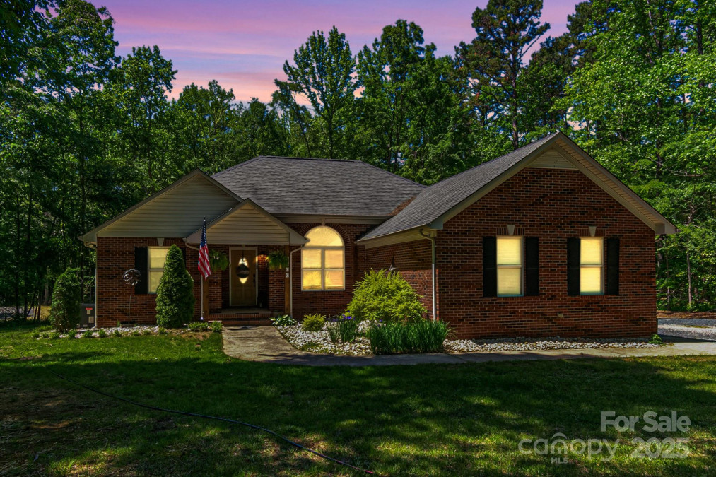 1800 Oriole Ct Monroe, NC 28112