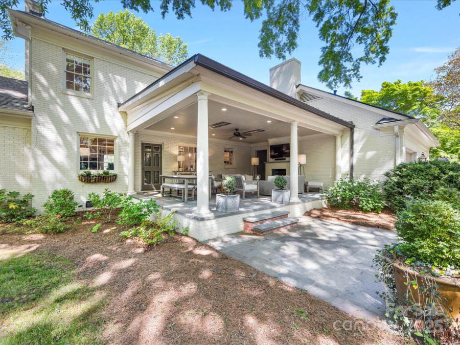 2501 Richardson Dr Charlotte, NC 28211