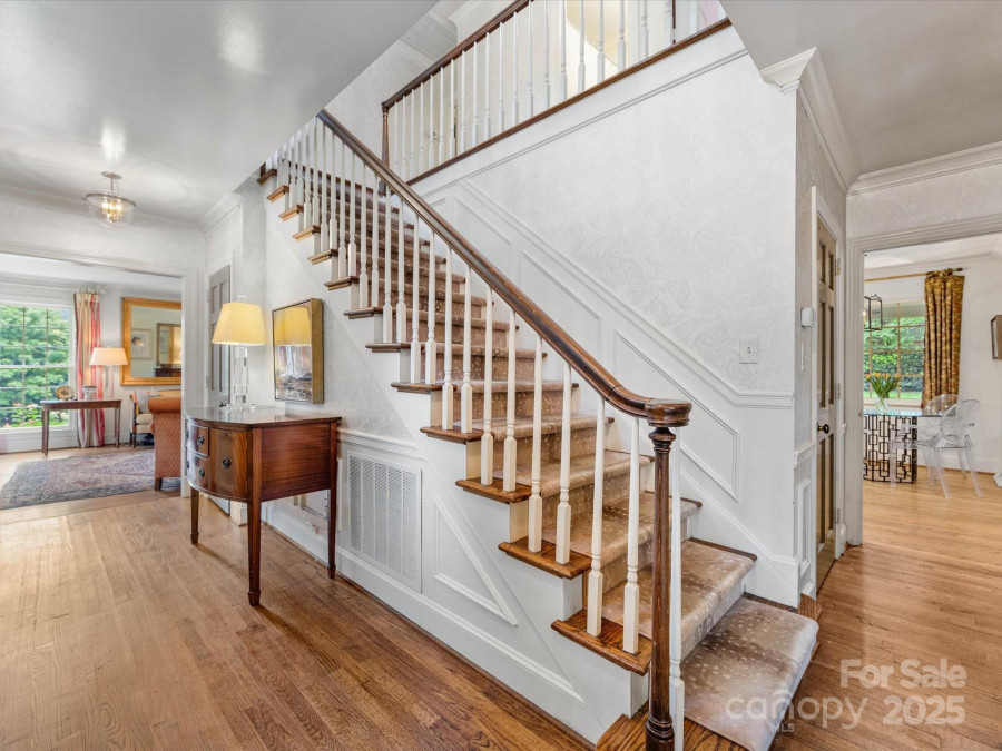 2501 Richardson Dr Charlotte, NC 28211