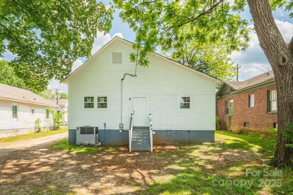 1712 Main St Salisbury, NC 28144