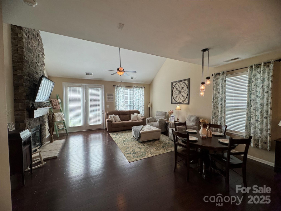 3186 Helmsley Ct Concord, NC 28027
