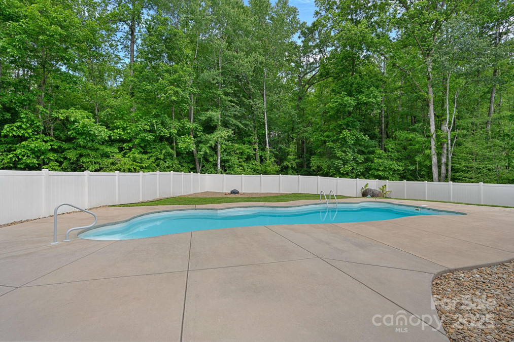 270 Worthington Dr Mt Ulla, NC 28125