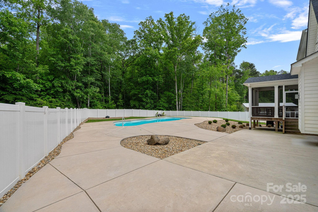 270 Worthington Dr Mt Ulla, NC 28125