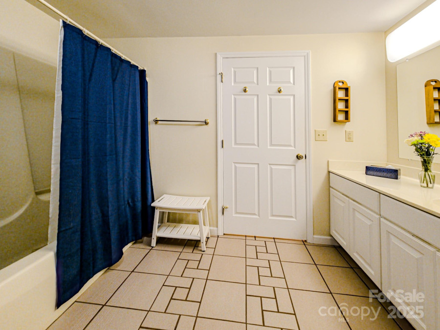 164 Forest Ridge Dr Rutherfordton, NC 28139