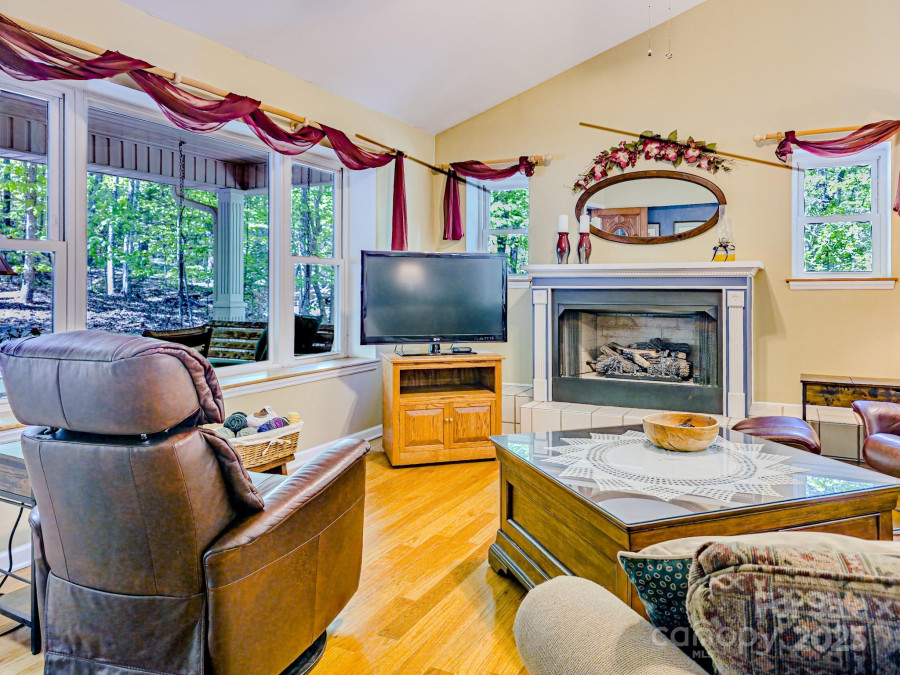 164 Forest Ridge Dr Rutherfordton, NC 28139