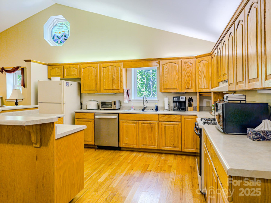 164 Forest Ridge Dr Rutherfordton, NC 28139