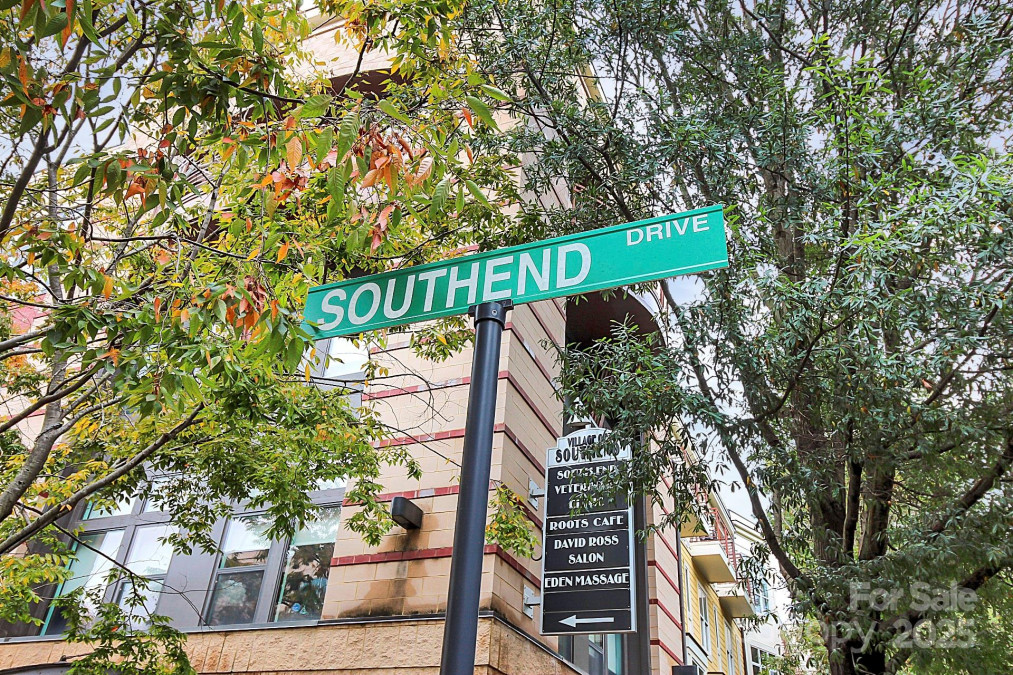 2125 Southend Dr Charlotte, NC 28203