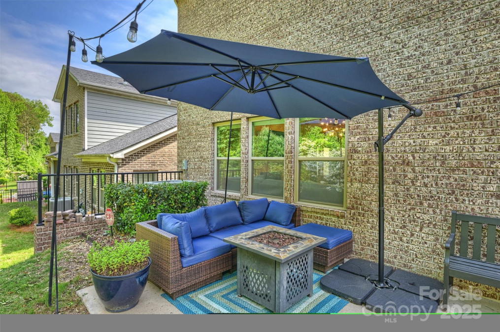 6618 Vizcaya Ct Charlotte, NC 28226