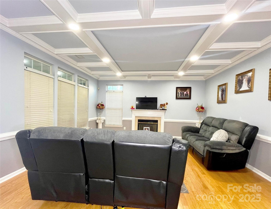 8218 Lynnewood Glen Dr Charlotte, NC 28269