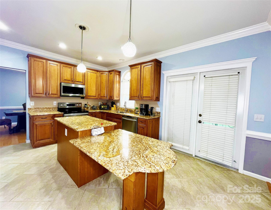 8218 Lynnewood Glen Dr Charlotte, NC 28269
