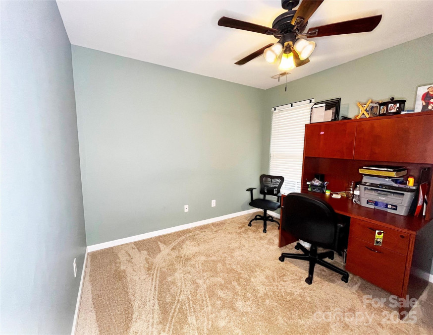 8218 Lynnewood Glen Dr Charlotte, NC 28269