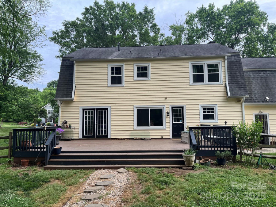 4905 Montibello Dr Charlotte, NC 28226
