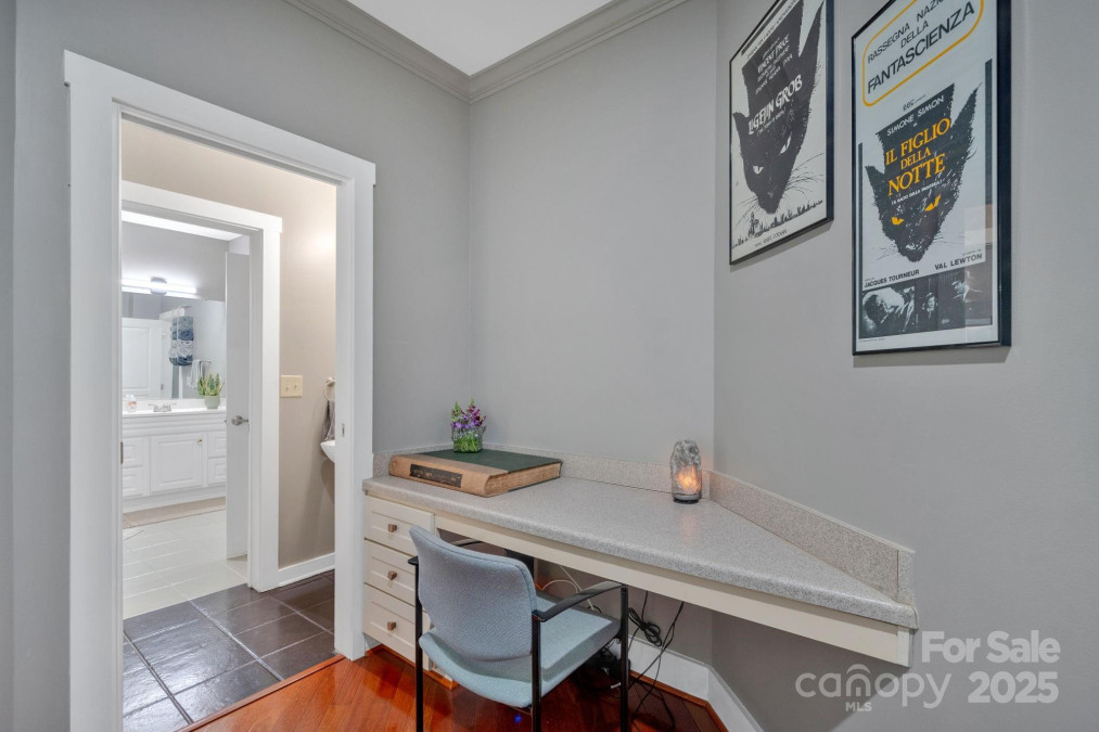 9 Kenilworth Knoll Asheville, NC 28805