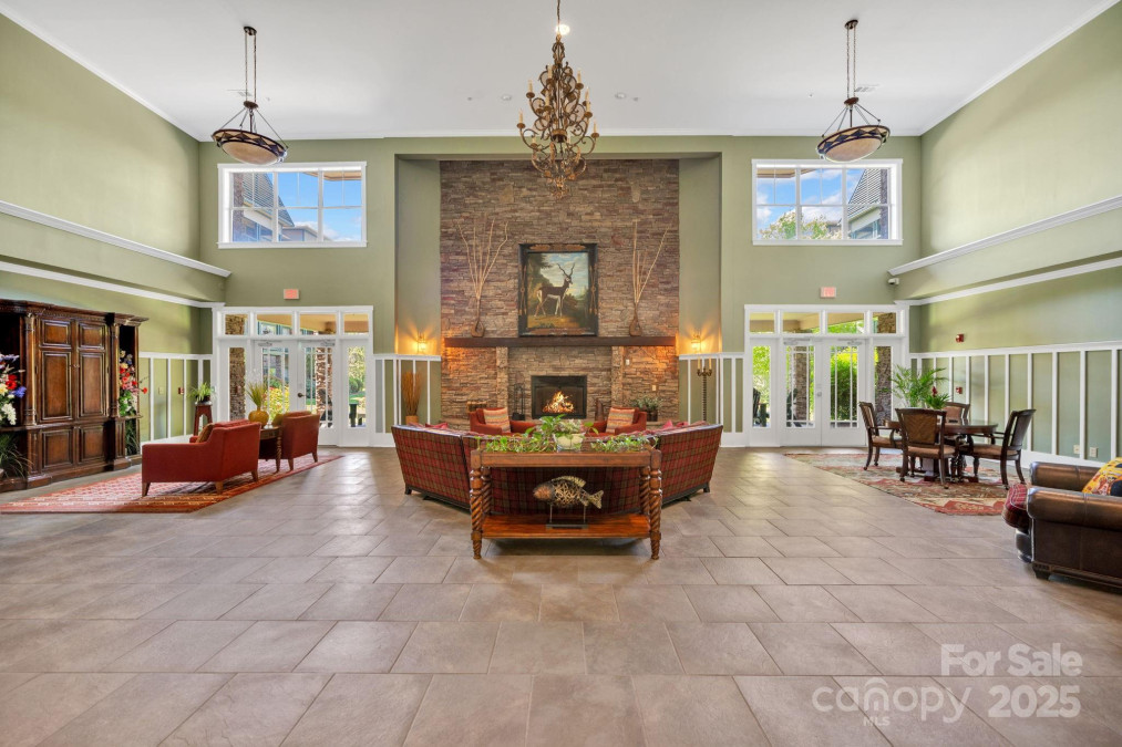 9 Kenilworth Knoll Asheville, NC 28805