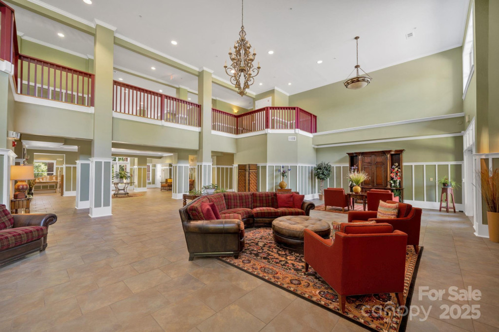 9 Kenilworth Knoll Asheville, NC 28805
