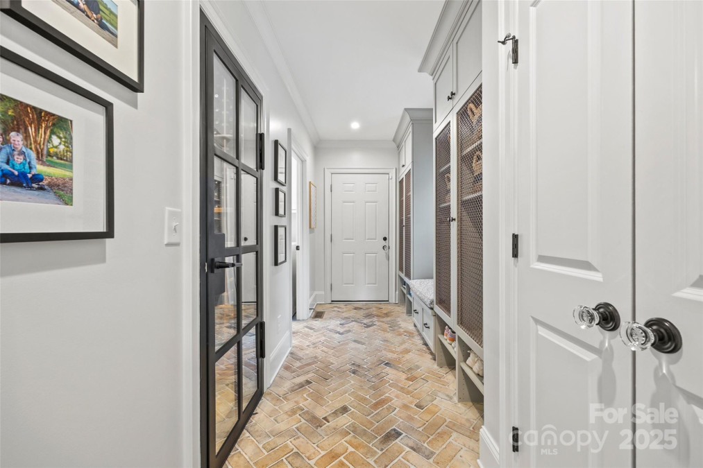 2900 Wickersham Rd Charlotte, NC 28211