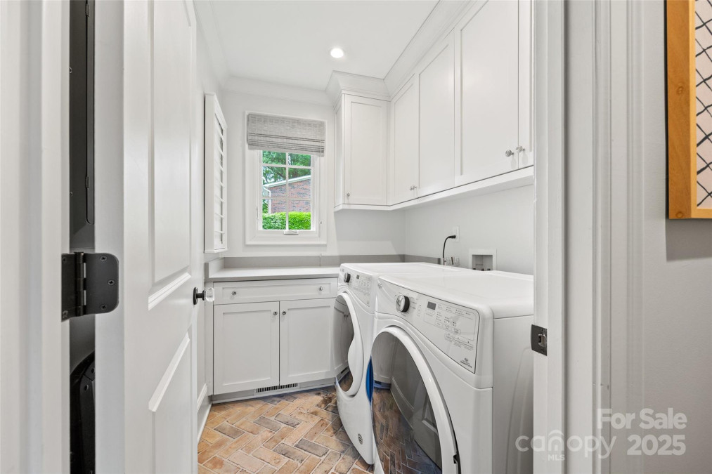 2900 Wickersham Rd Charlotte, NC 28211