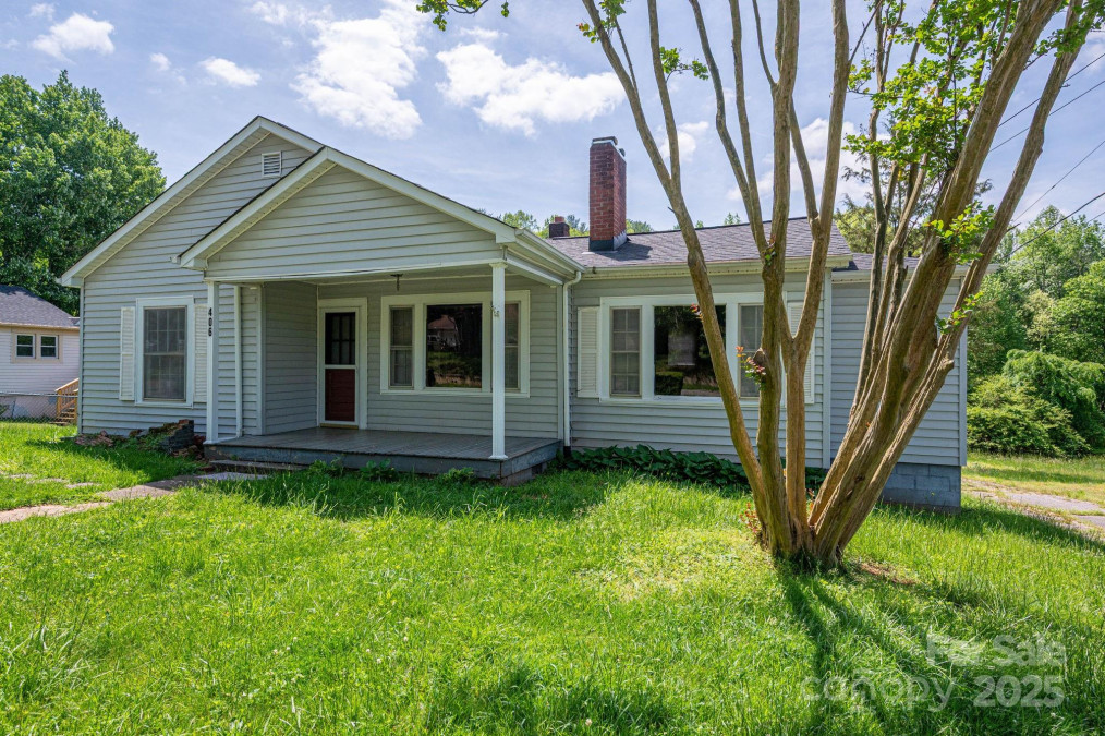 406 Arrowood St Lenoir, NC 28645