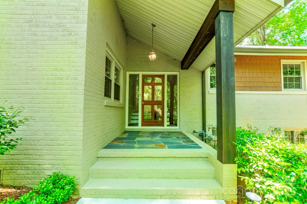 5719 Doncaster Dr Charlotte, NC 28211
