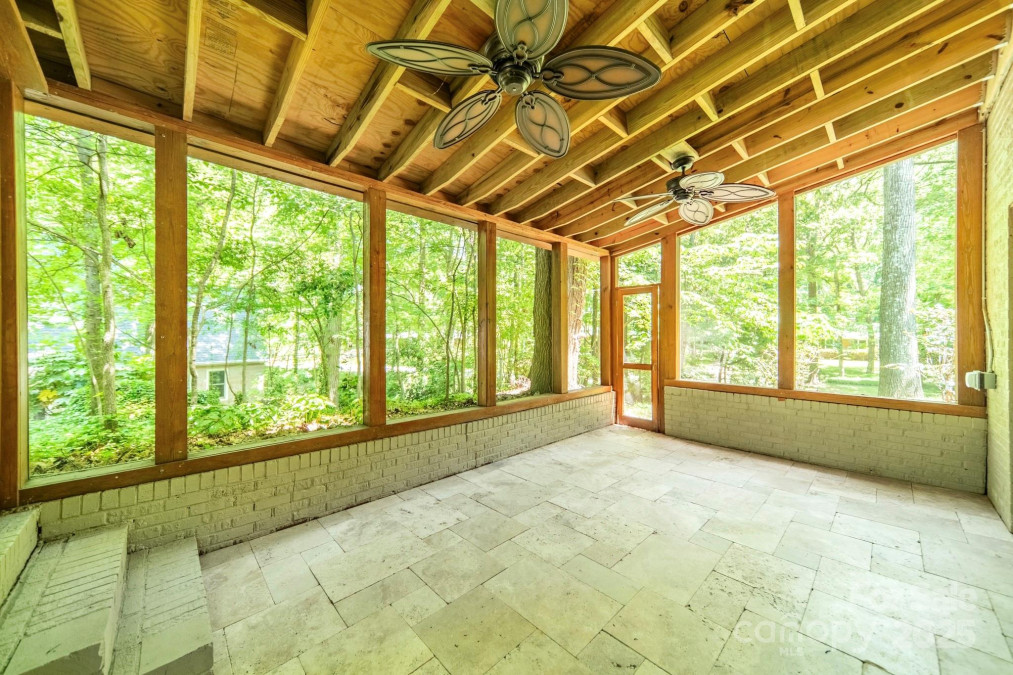 5719 Doncaster Dr Charlotte, NC 28211