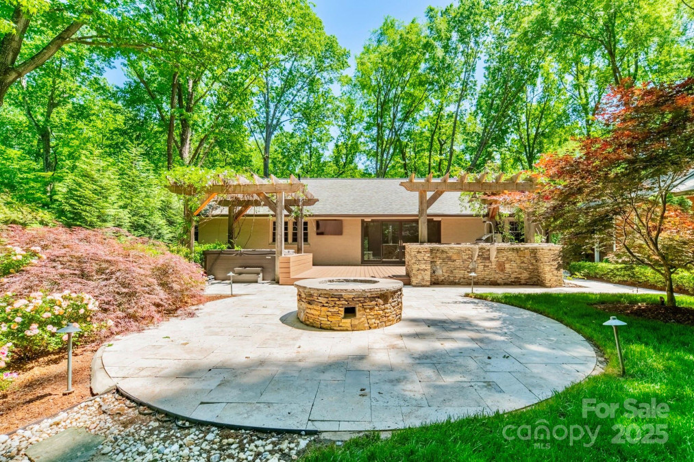 5719 Doncaster Dr Charlotte, NC 28211