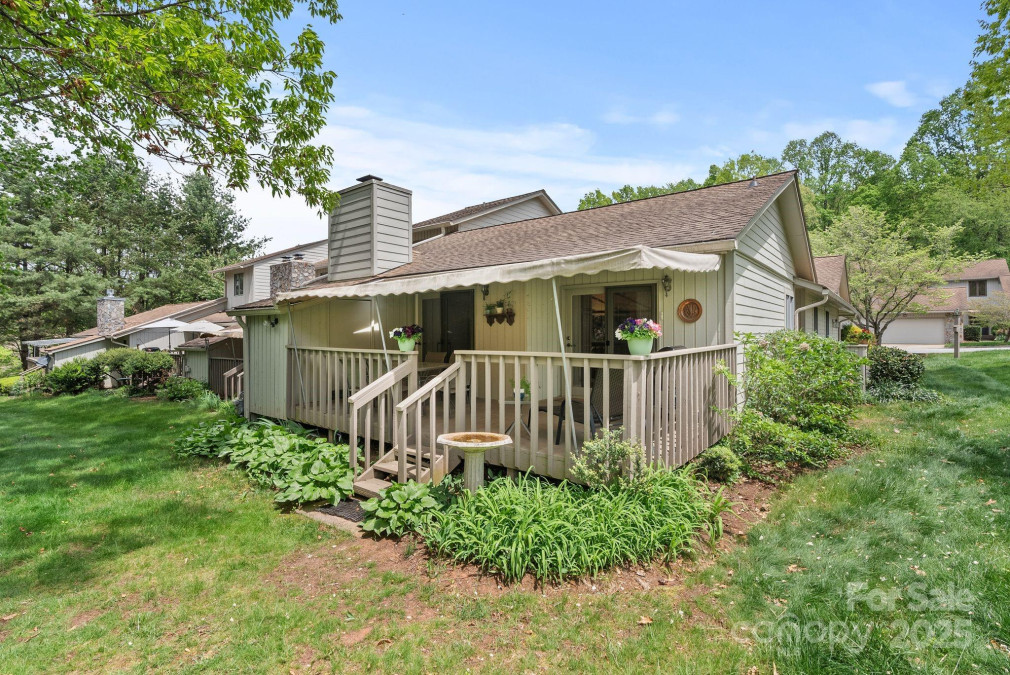 120 Cloverleaf Ln Asheville, NC 28803