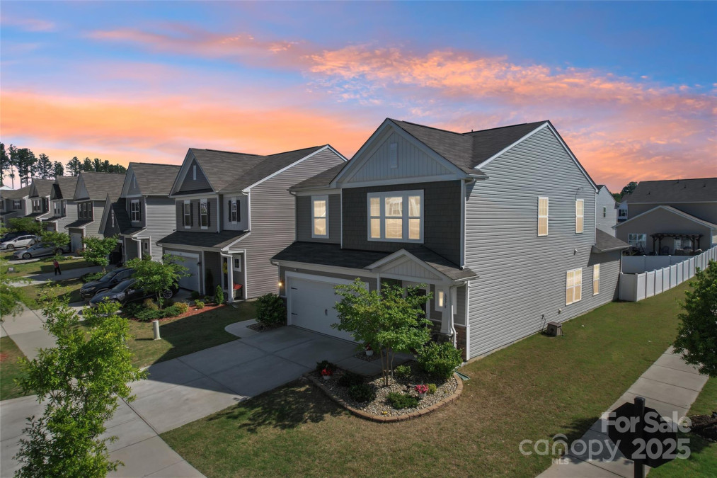 6878 Spring Peeper Ln Lancaster, SC 29720