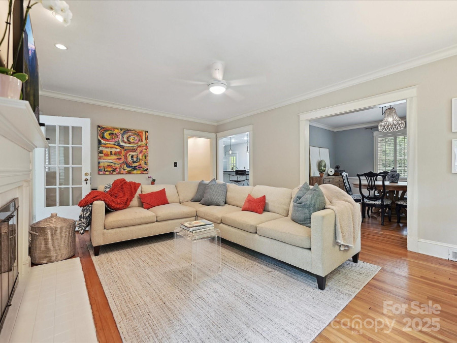 3128 Country Club Dr Charlotte, NC 28205