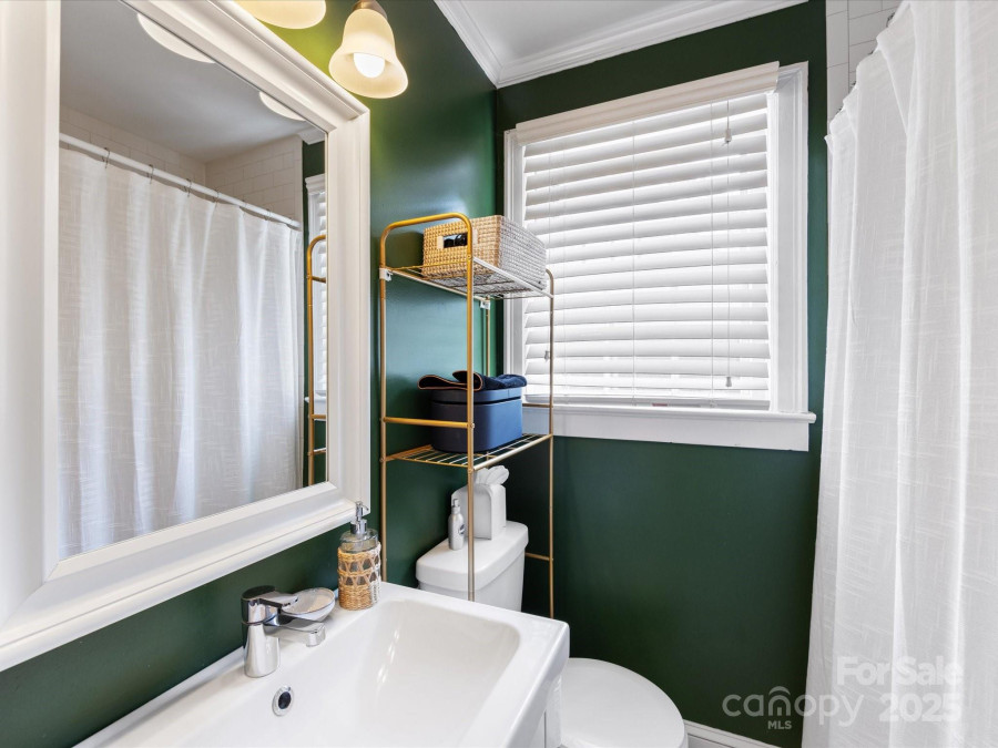 2110 Winter St Charlotte, NC 28205