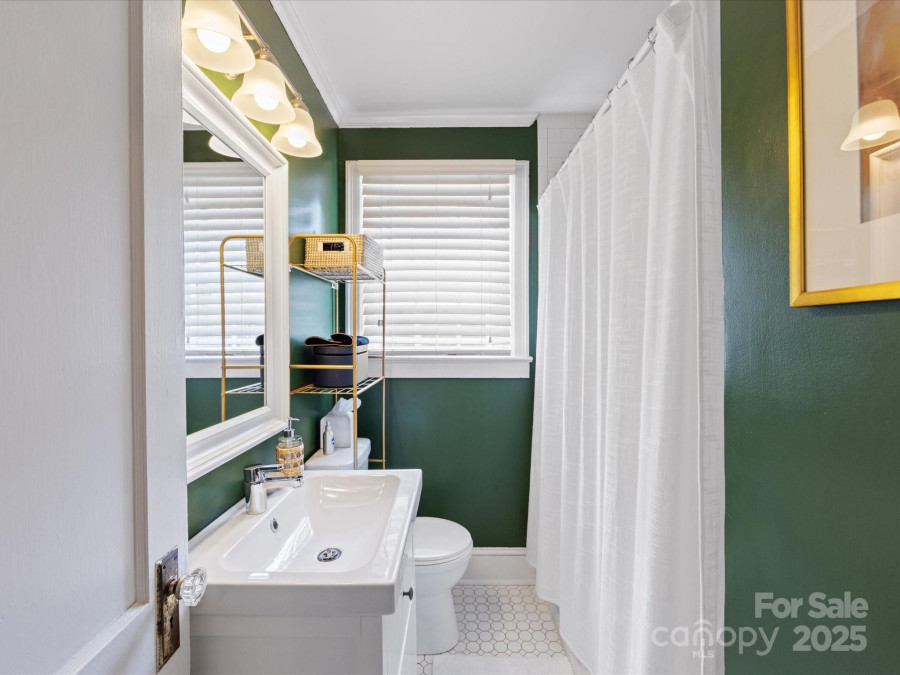 2110 Winter St Charlotte, NC 28205