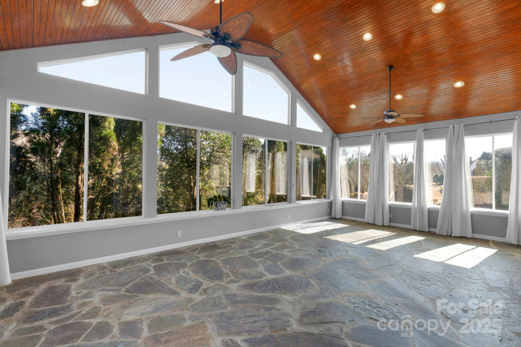 2106 Yellowstone Dr Fort Mill, SC 29707