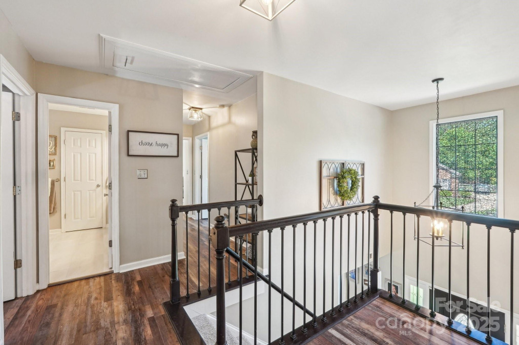 8056 Stevens Mill Rd Matthews, NC 28104