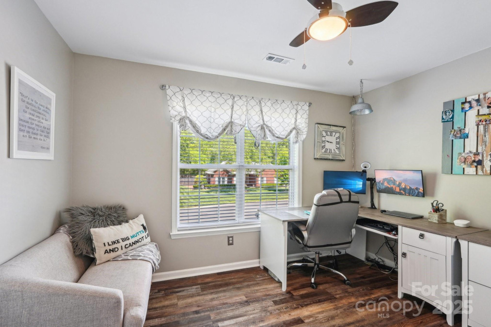 8056 Stevens Mill Rd Matthews, NC 28104