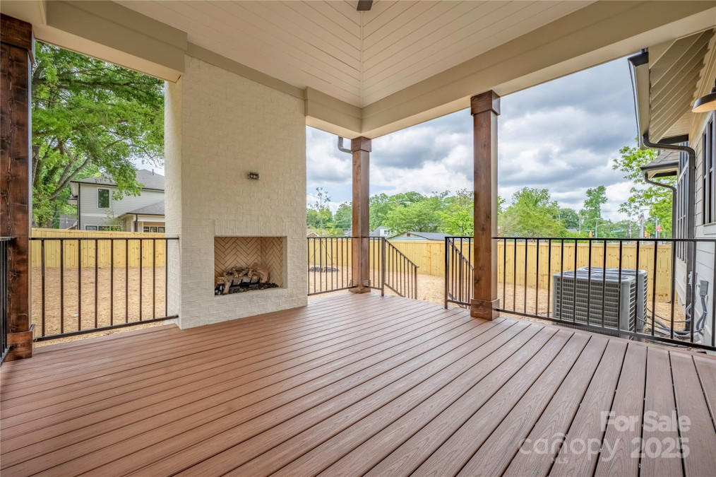 1816 Parson St Charlotte, NC 28205