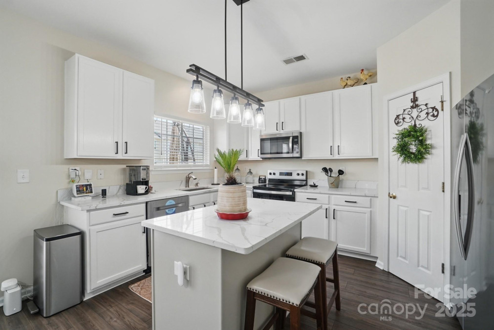 9204 Washam Potts Rd Cornelius, NC 28031