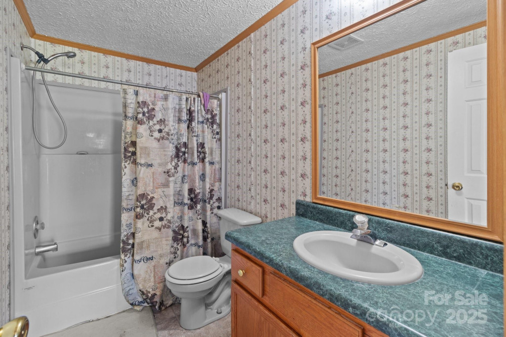 145 Mccreek Dr China Grove, NC 28023
