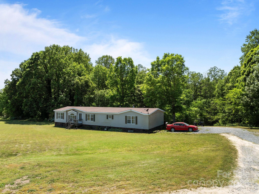 145 Mccreek Dr China Grove, NC 28023