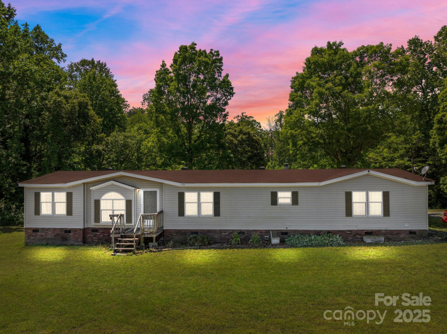 145 Mccreek Dr China Grove, NC 28023