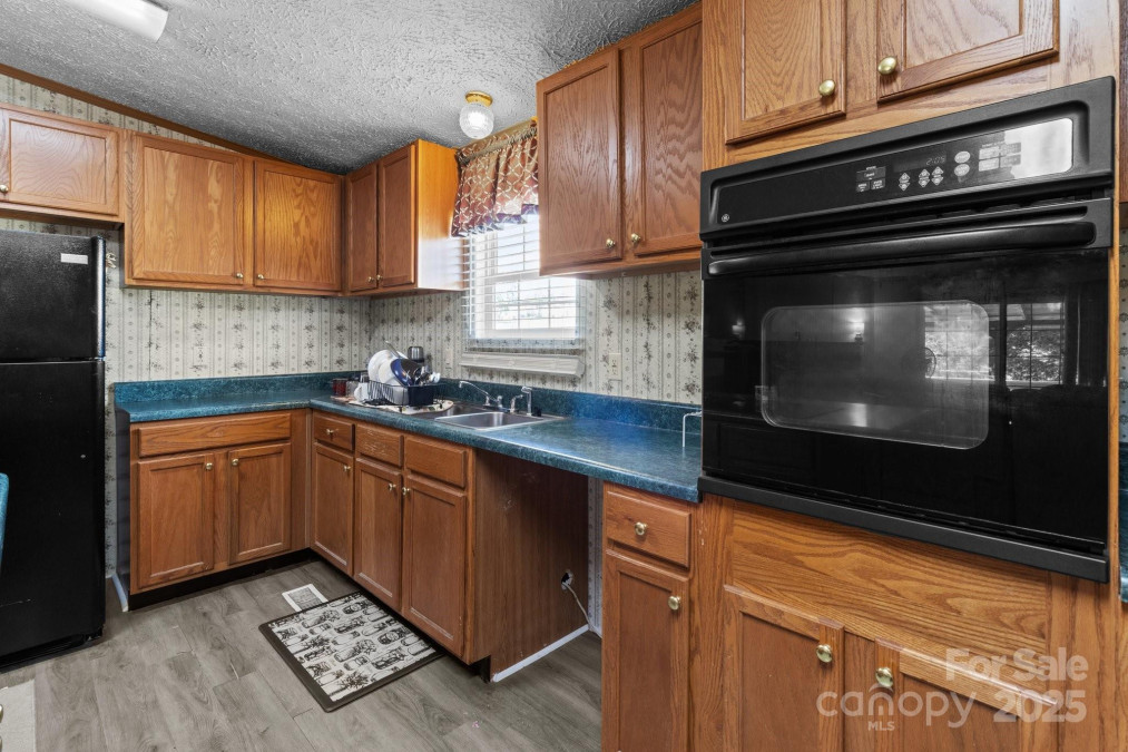 145 Mccreek Dr China Grove, NC 28023