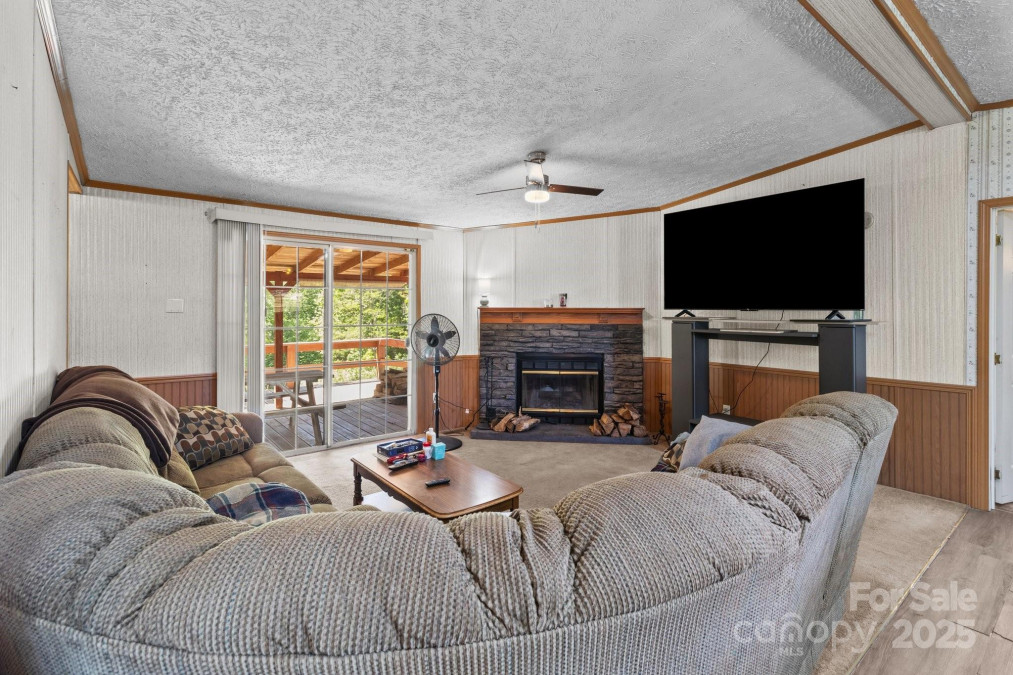 145 Mccreek Dr China Grove, NC 28023