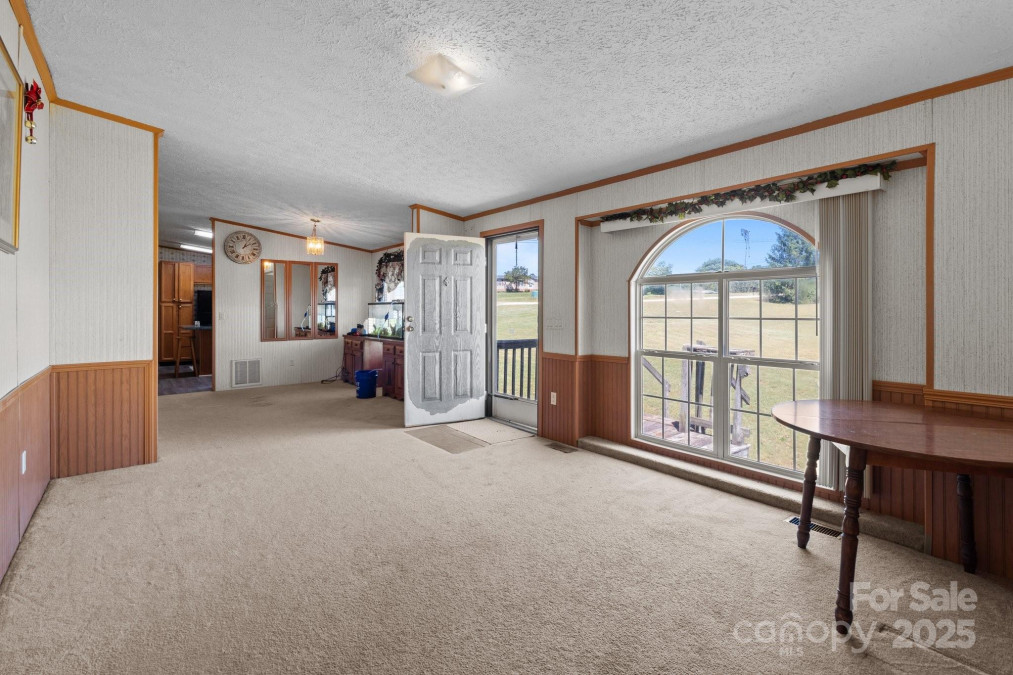 145 Mccreek Dr China Grove, NC 28023