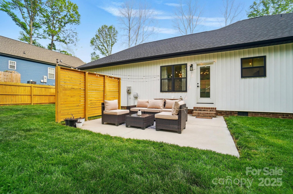 1212 Mason Way Mount Holly, NC 28120