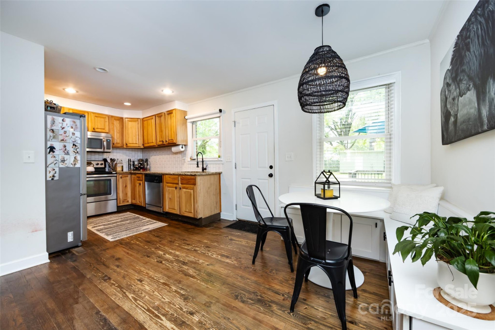 1816 Anderson St Charlotte, NC 28205
